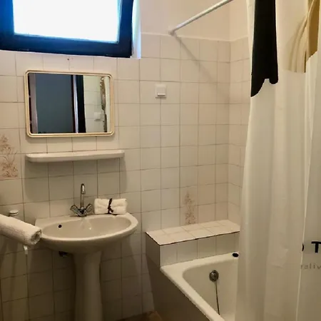Aniiza 2 Pensjonat 3*