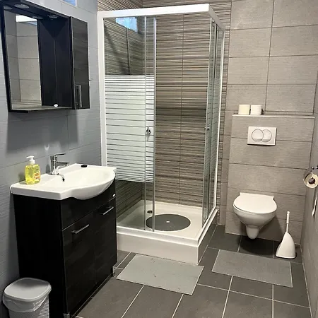 Aniiza 2 게스트하우스