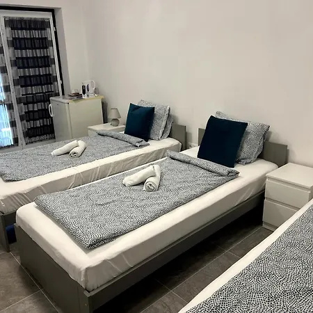 게스트하우스 Aniiza 2 외르베네스